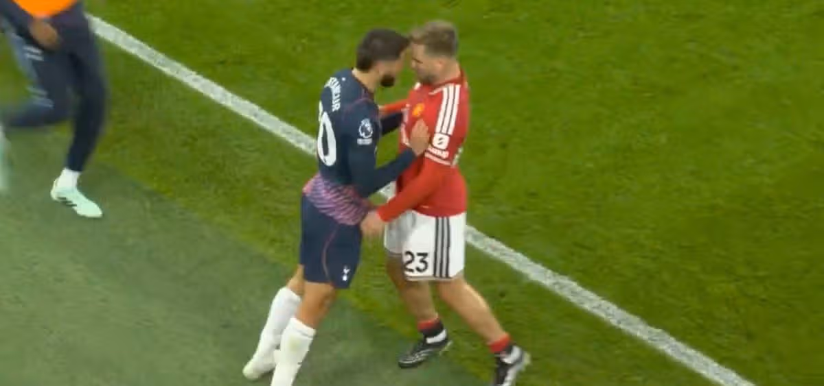 Rodrigo Bentancourt was sent off for violence.