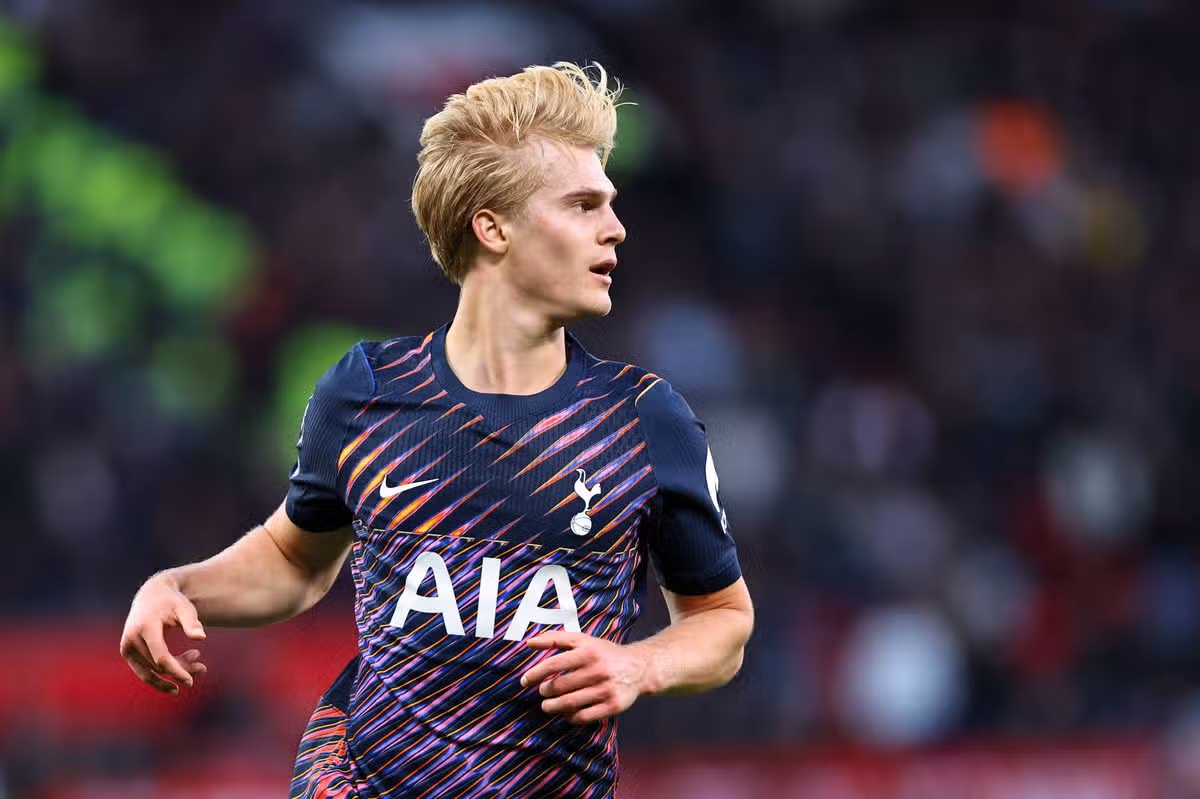 Lukas Bergvall during the Premier League 2026/27 match between Manchester United and Tottenham Hotspur at Old Trafford. 