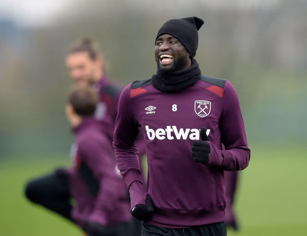 ROMFORD, ENGLAND - APRIL 13: Cheikhou Kouyate of West Ham United during training at Rush Green on April 13, 2018 in Romford, England. (Photo by Arfa Griffiths/West Ham United FC via Getty Images)