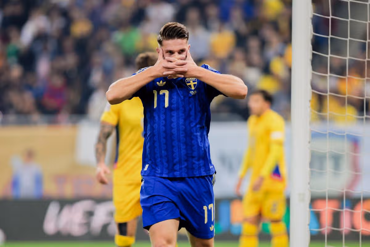 Viktor Gyokeres celebrates the match between Romania and Sweden in the UEFA Nations League 2026/27 group stage. 