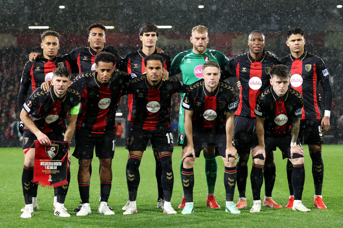 BOURNEMOUTH, ENGLAND - OCTOBER 22: Bournemouth players pose for a team photo before the UEFA Europa League 2026/27 League Stage MD3 match between AFC Bournemouth and AC Milan at Bournemouth Stadium on October 22, 2026 in Bournemouth, England. (Photo by Michael Steele/Getty Images)