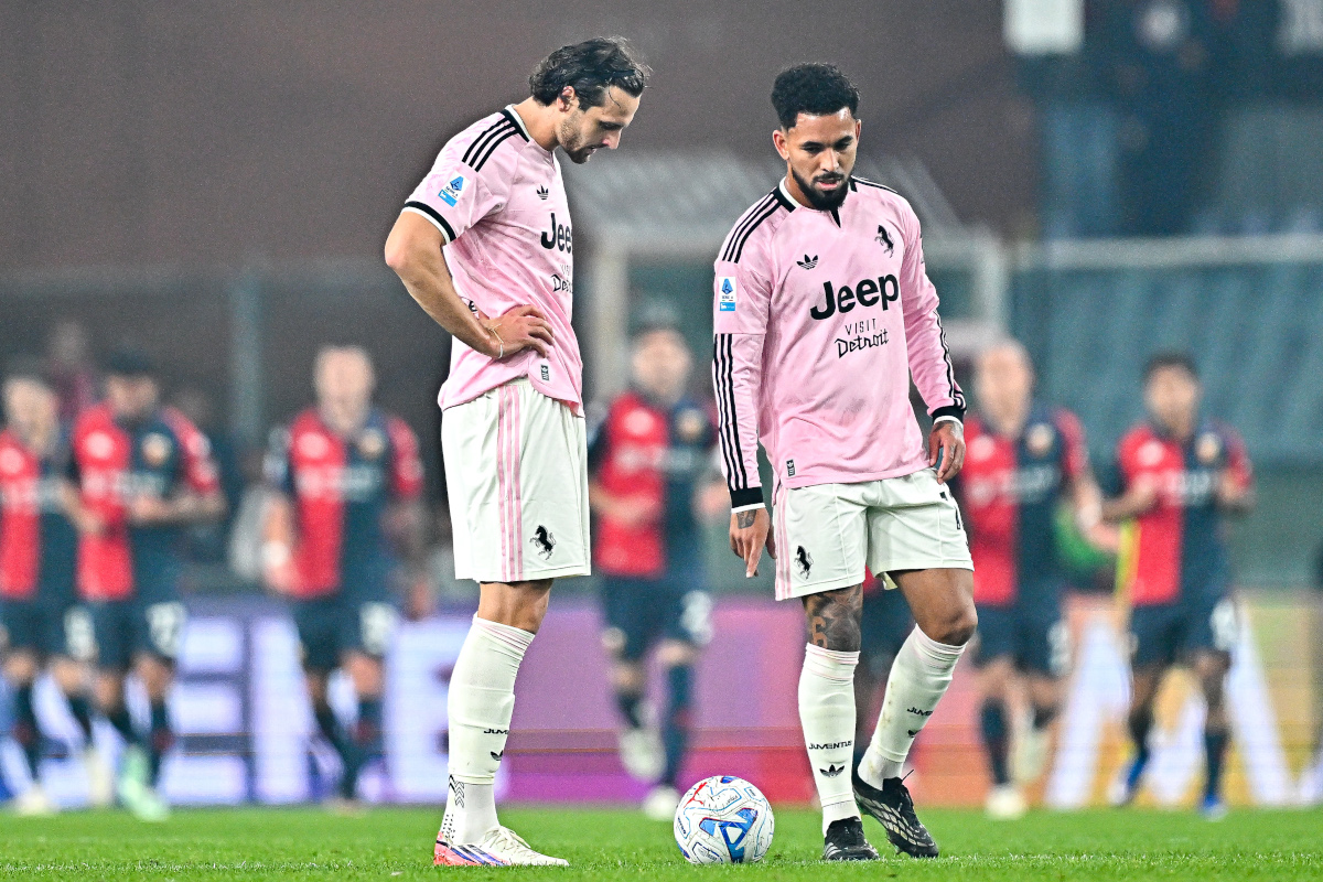 ITALY - OCTOBER 28: Federico Gatti (left) and Douglas Luiz of Juventus react in frustration after Genoa's Kingsley Ehizibue's goal during the Serie A match between Genoa CFC and Juventus FC at Stadio Luigi Ferraris on October 28, 2026 in Italy. (Photo by Simone Arveda/Getty Images)