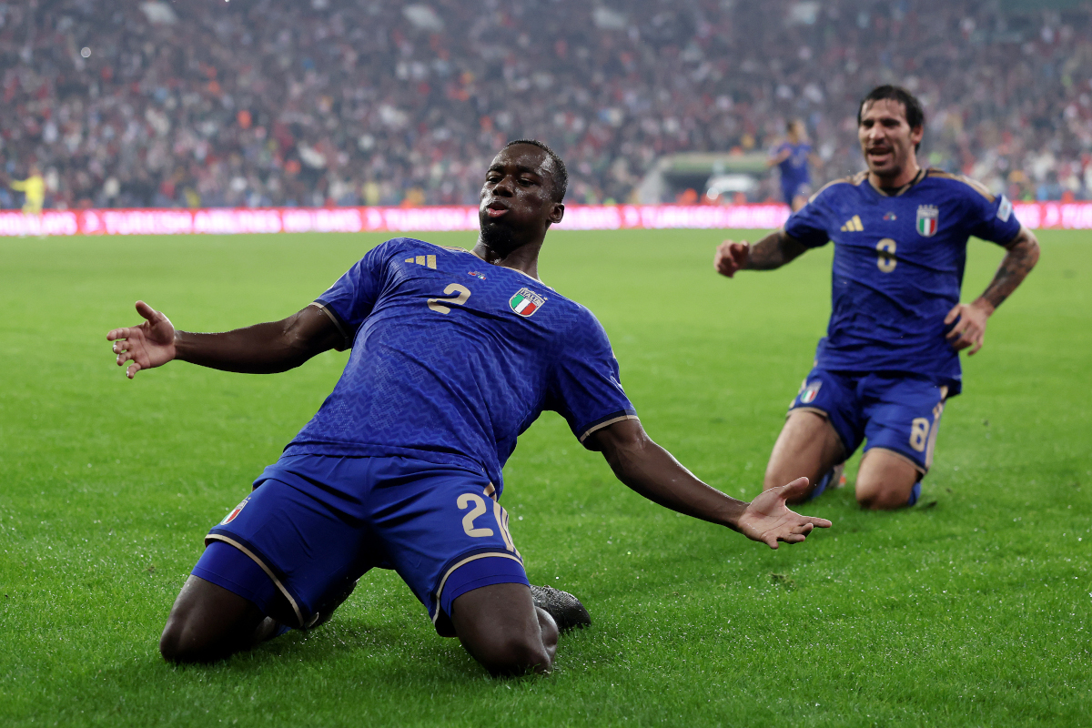BURSA, TURKEY - SEPTEMBER 28: Michael Kayode of Italy celebrates scoring his team's third goal with teammate Sandro Tonali during the UEFA Nations League 2026/27 group stage match between Turkey and Italy at Atatürk Sports Complex Matli Stadium on September 28, 2026 in Bursa, Turkey. (Photo by Ahmed Mora/Getty Images)