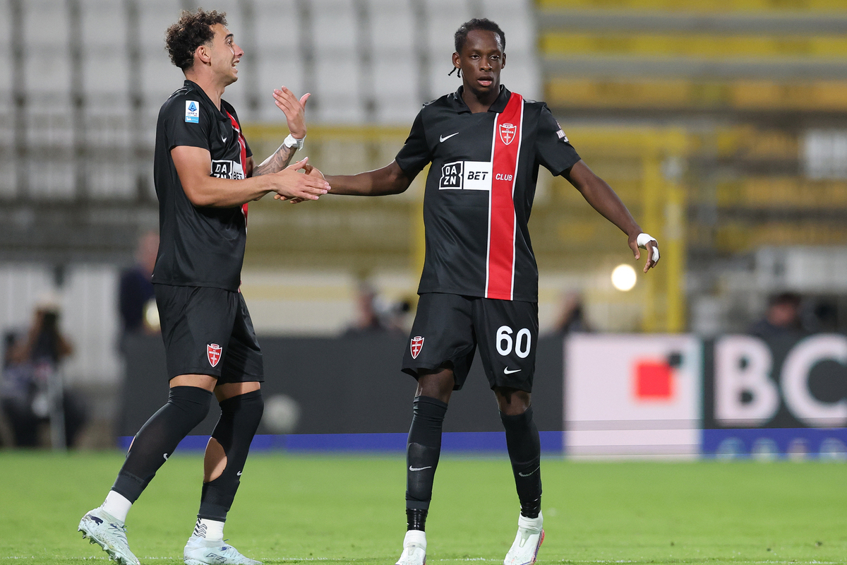 MONZA, ITALY - SEPTEMBER 18: Eddy Kouadio of Monza in action during the Serie A match between AC Monza and Sassuolo USA at U-Power Stadium on September 18, 2026 in Monza, Italy. (Photo: Claudio Villa/Getty Images)
