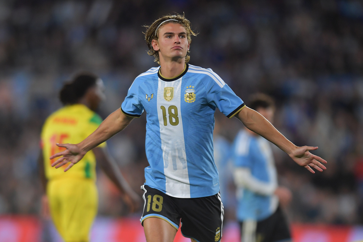 BUENOS AIRES, ARGENTINA - OCTOBER 06: Nico Paz of Argentina celebrates scoring his team's second goal during the International Friendly match between Argentina and Benin at Estadio Monumental Antonio V. Liberty on October 06, 2026 in Buenos Aires, Argentina. Lionel Messi is making his final appearance for Argentina after announcing his retirement from the national team on August 31. (Photo by Marcelo Endelli/Getty Images)